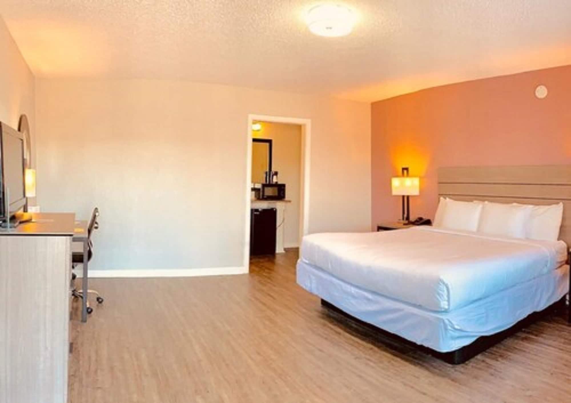 Econo Lodge Inn & Suites Abilene Exterior photo