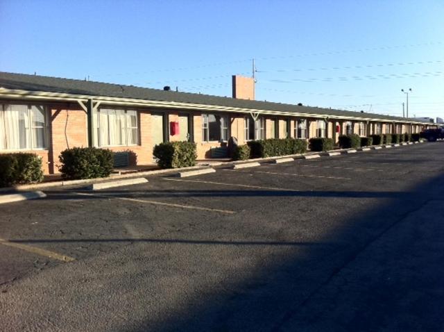 Econo Lodge Inn & Suites Abilene Exterior photo